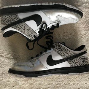 Women's Nike Sneaker Metallic Silver- size 10.5